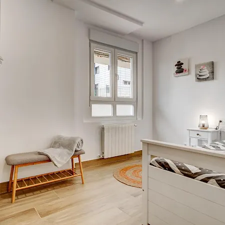 Larra By Sanse Holidays * San Sebastián