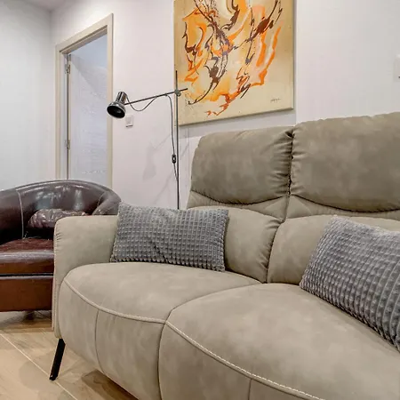 Apartment Larra By Sanse Holidays