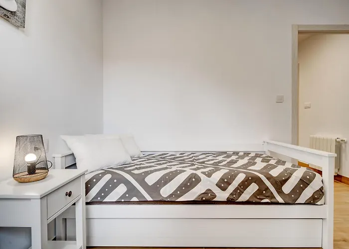 Larra By Sanse Holidays San Sebastian